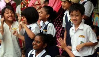 Chinese language advantage and education in M'sia; Don’t turn it into a political tool!